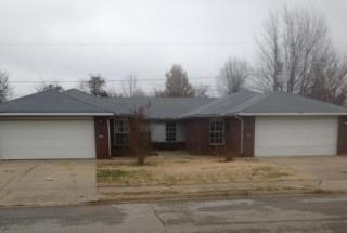 911 Sumac St, Rogers, AR 72756-5600