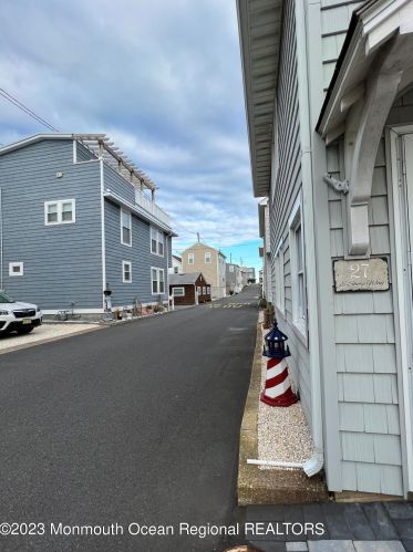 27 Shore Way, Lavallette NJ  08735-1937 exterior