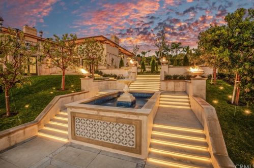 2022 Via Cerritos, Palos Verdes Estates, CA 90274-2012