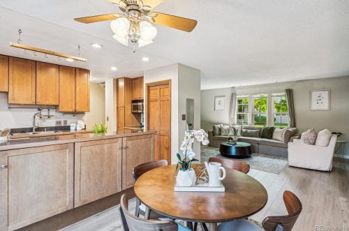 1964 Oswego Way, Aurora CO 80014-1188 exterior