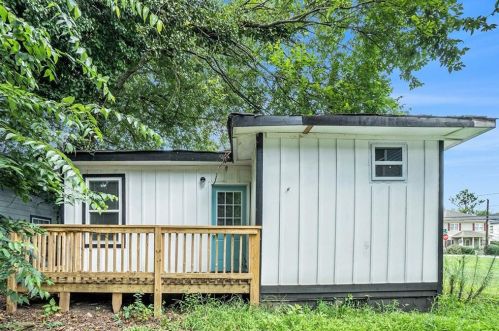 718 Ira St, Atlanta GA  30310-2168 exterior