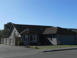 1108 Killdeer Rd, Mckinleyville, CA 95519-9322