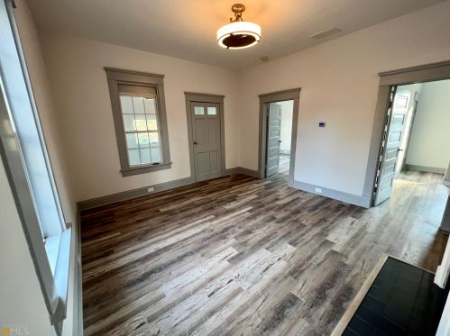 1921 Meador Ave, Atlanta GA  30315-6614 exterior