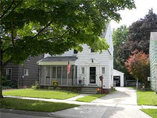 718 Caswell Ave, Toledo, OH 43609-1514
