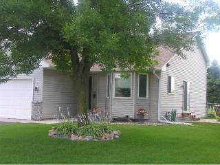 4110 Shannon Dr, Hastings, MN 55033-8815