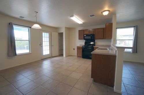 14017 Briarcreek Loop, Webberville TX  78653-4671 exterior