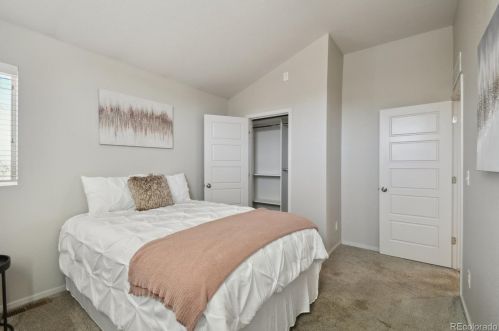 4627 Crestone Peak St, Denver CO  80601-4627 exterior