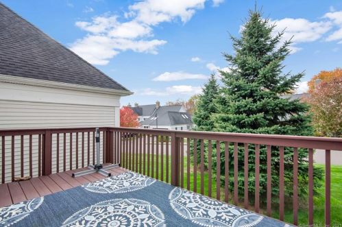 402 Strawberry Ln, Wapping CT  06074-2097 exterior