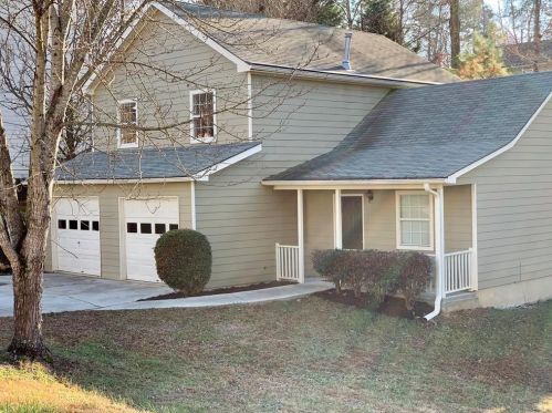 812 Overlook Trl, Holly Springs, GA 30115-3497
