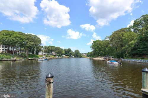 255 Lower Magothy Beach Rd, Severna Park MD  21146-2118 exterior