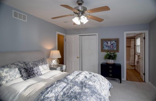 309 Compton Hills Dr, Cincinnati OH  45215-4118 exterior
