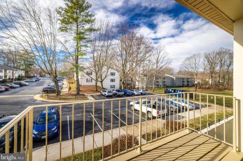 5900 Kingsford Rd, Springfield VA  22152-1123 exterior