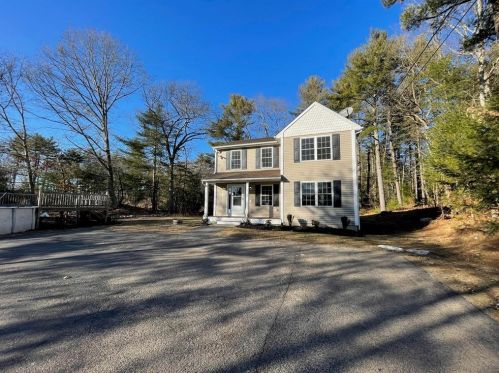 36 Indian Trl, Coventry, RI 02816-5136