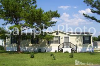 2435 Estabrook Dr, Grand Forks ND  58201-6128 exterior