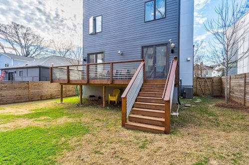 125 Holiday Ave, Atlanta GA  30307-2611 exterior