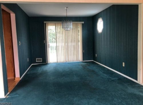 185 College View Dr, Hackettstown NJ  07840-1021 exterior
