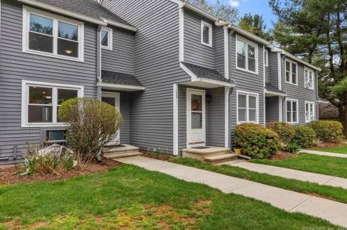 137 Fairway Dr, Cheshire, CT 06410-2370