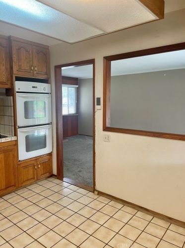 1936 Harle Ave, Anaheim CA  92804-6020 exterior