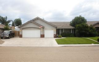 2325 Mary Dr, Visalia, CA 93292-2039