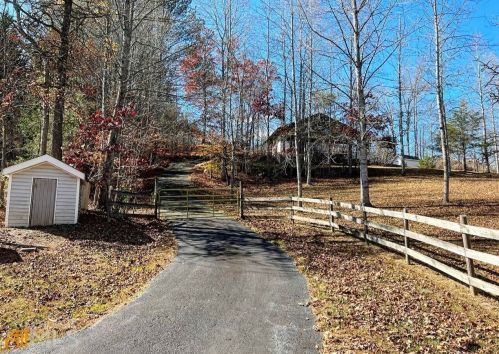 255 Prairie Flower Dr, Cleveland, GA 30528-2283