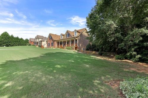 1424 Rock View Ln, Loganville, GA 30052-3064