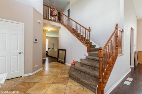 6505 Bridle Path Dr, Matteson, IL 60443-3343