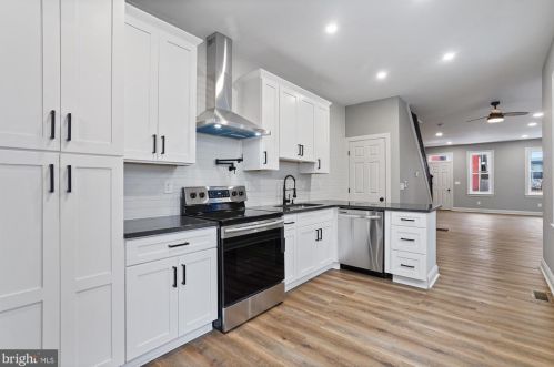 547 Marion St, Lancaster PA  17602-3117 exterior