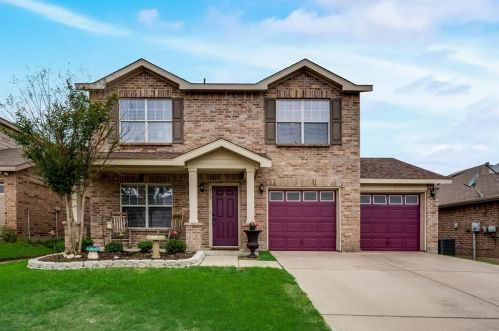 512 Crystal Springs Dr, Fort Worth TX  76108-4654 exterior