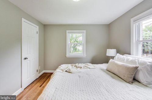 6608 Gude Ave, Silver Spring MD 20912-4827 exterior