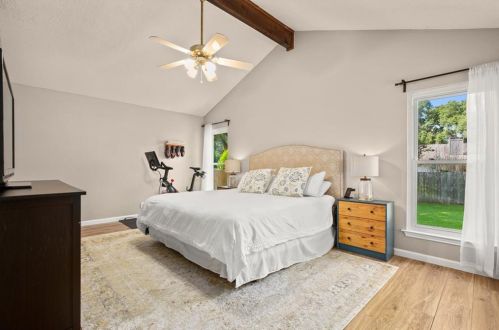 2207 Baltusrol Dr, Austin TX  78747-1202 exterior