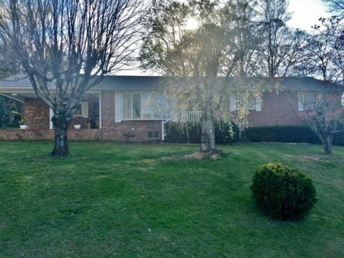 205 Sycamore St, Erwin, TN 37650-1944