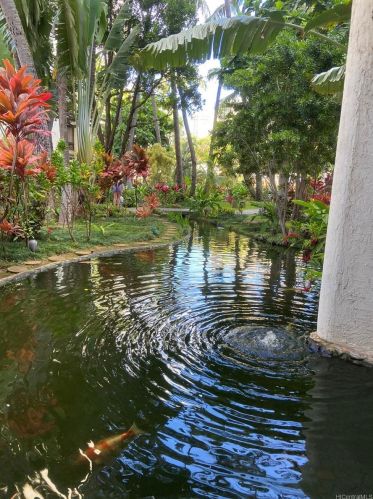 300 Wai Nani Way, Honolulu HI 96815-3961 exterior