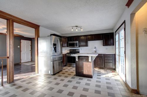 6442 Monaco St, Denver CO  80022-2823 exterior