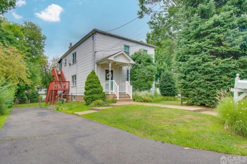 39 Middlesex Ave, Edison, NJ 08820-3525