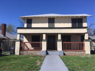 2934 Travis Ave, Fort Worth TX  76110-3560 exterior