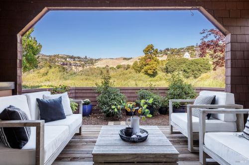 9 Marsh Rd, Tiburon, CA 94920-2541
