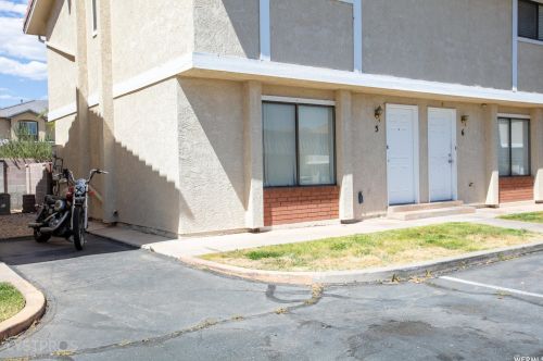 525 1100, Saint George, UT 84790-5586