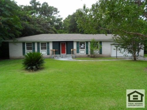 2406 Orlando Dr, Valdosta, GA 31602-1921