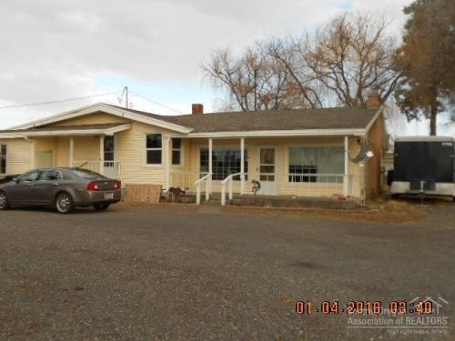 3218 Canal Blvd, Eagle Crest OR  97756-0334 exterior