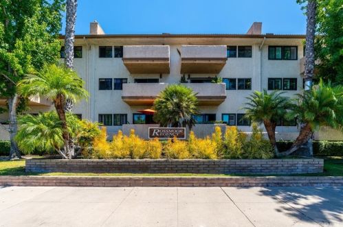 12300 Montecito Rd, Seal Beach, CA 90740-2743