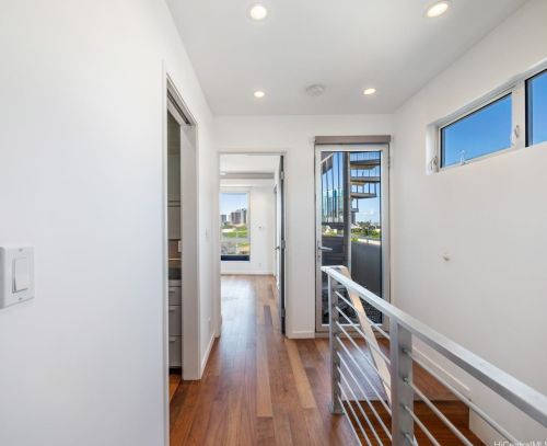 1538 Pele St, Honolulu HI  96813-2010 exterior