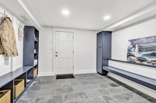 26 Perch Rd, Huntington CT  06484-1824 exterior
