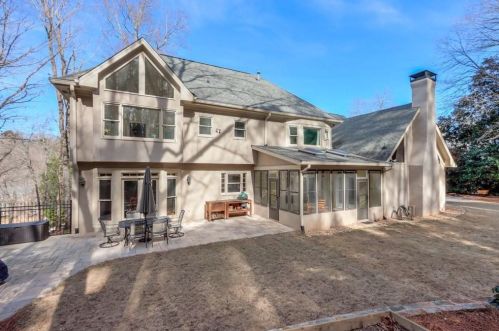 1775 Brandon Hall Dr, Atlanta GA  30350-3706 exterior