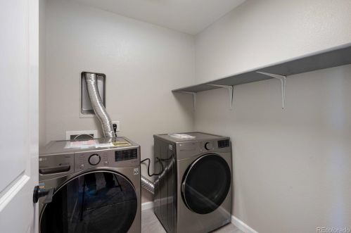 24738 Layton Pl, Denver CO exterior