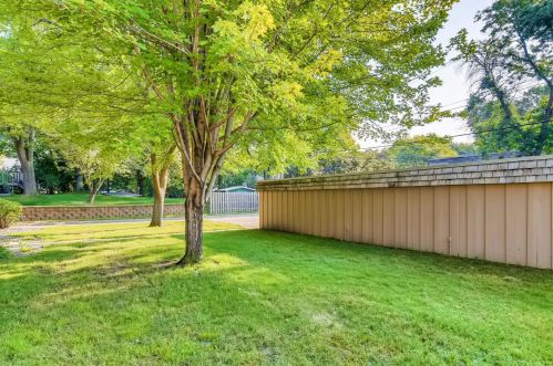 1489 23rd Ave, Saint Paul MN 55112-5591 exterior