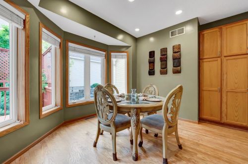 731 Heron Ave, Saint Paul MN  55128-5384 exterior