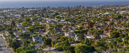1280 Santa Fe Dr, Encinitas, CA 92024-3927
