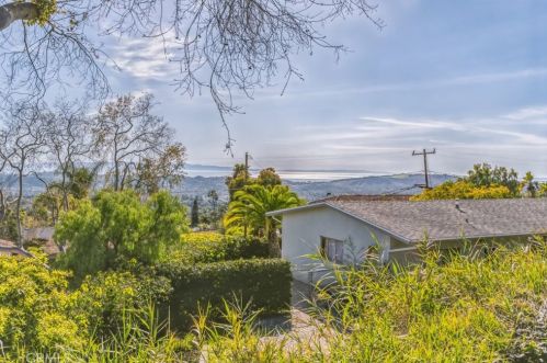 2609 Montrose Pl, Santa Barbara, CA 93105-2142