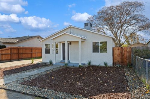 1526 Inyo Ave, Modesto, CA 95358-5924