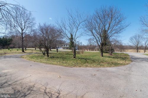 80 Quinn Lea Rd, Harpers Ferry WV 25425-5372 exterior